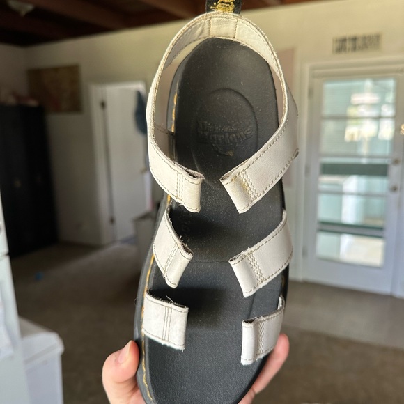 LIGHTLY WORN Dr Marten Sandals - Picture 5 of 9